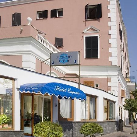 Hotel Eugenio Isquia Exterior foto