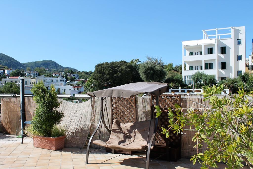 Hotel Eugenio Isquia Exterior foto
